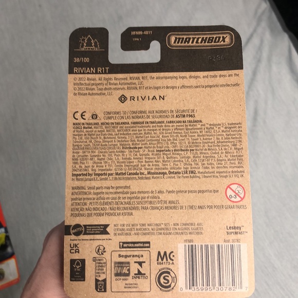 Rivian R1T - Picture 7 of 7